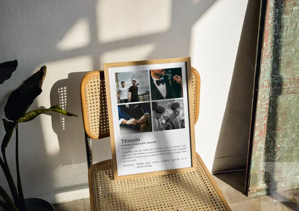 Affiche définition avec 4 photos, cadre en bois sur une chaise, cadeau pour un témoin de mariage