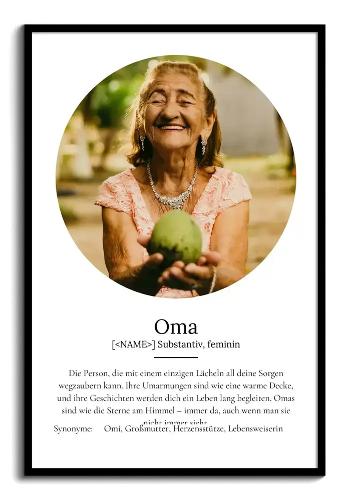 Definitionsposter für Oma mit rundem Porträt über persönlichem Text auf weißem Grund im schwarzen Rahmen