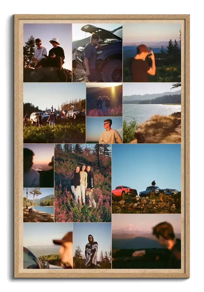 Hochformatige Roadtrip-Fotocollage im Naturholzrahmen mit Freunden, Autos, Landschaften und Sonnenuntergängen